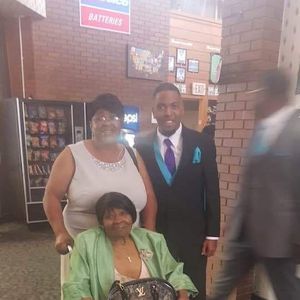 Meet your Posher, Drew